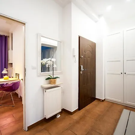 Very Berry - Garbary 27 - Apartament Z Balkonem, Old City, Check In 24h Apartament Poznań