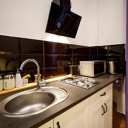 Very Berry - Garbary 27 - Apartament Z Balkonem, Old City, Check In 24h * Poznan